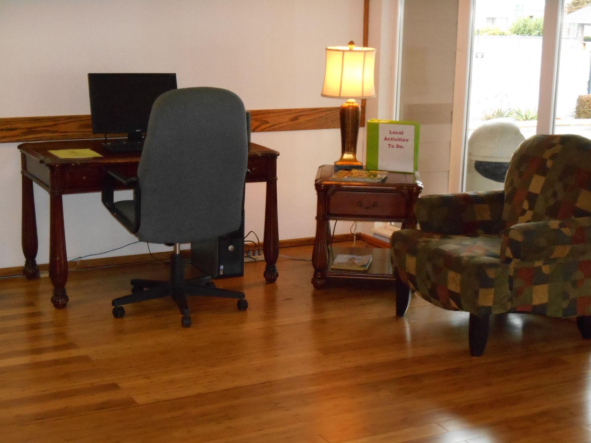Guesthouse Inn & Suites Eugene/Springfield Ngoại thất bức ảnh