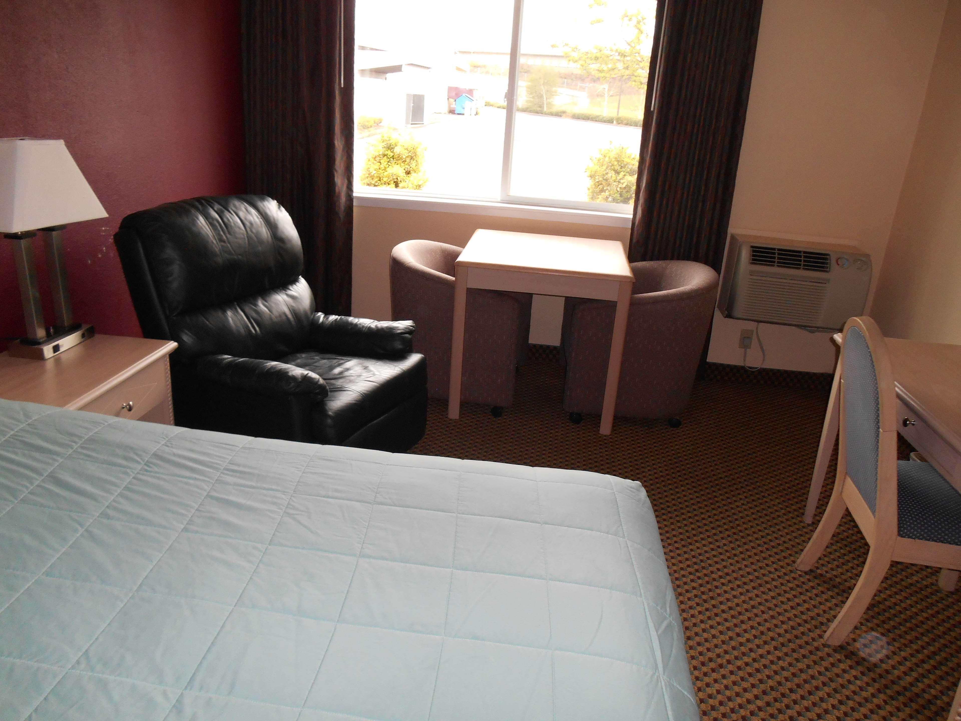 Guesthouse Inn & Suites Eugene/Springfield Ngoại thất bức ảnh