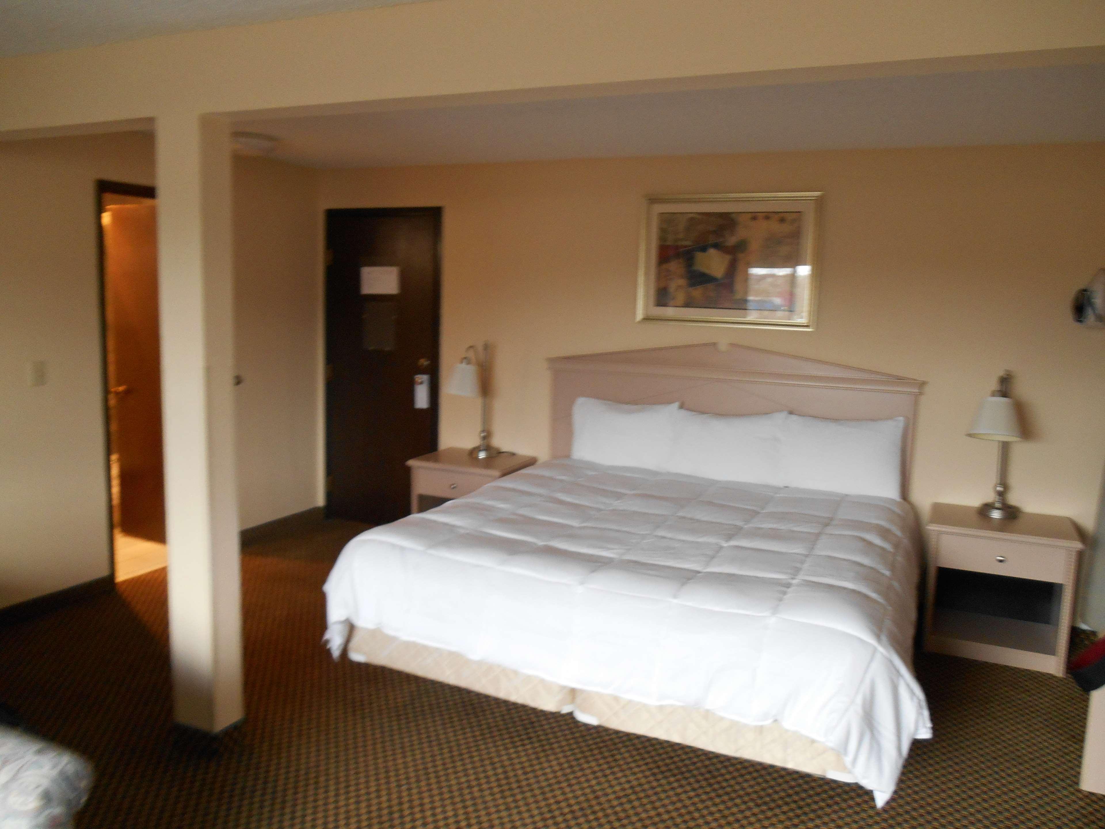 Guesthouse Inn & Suites Eugene/Springfield Ngoại thất bức ảnh