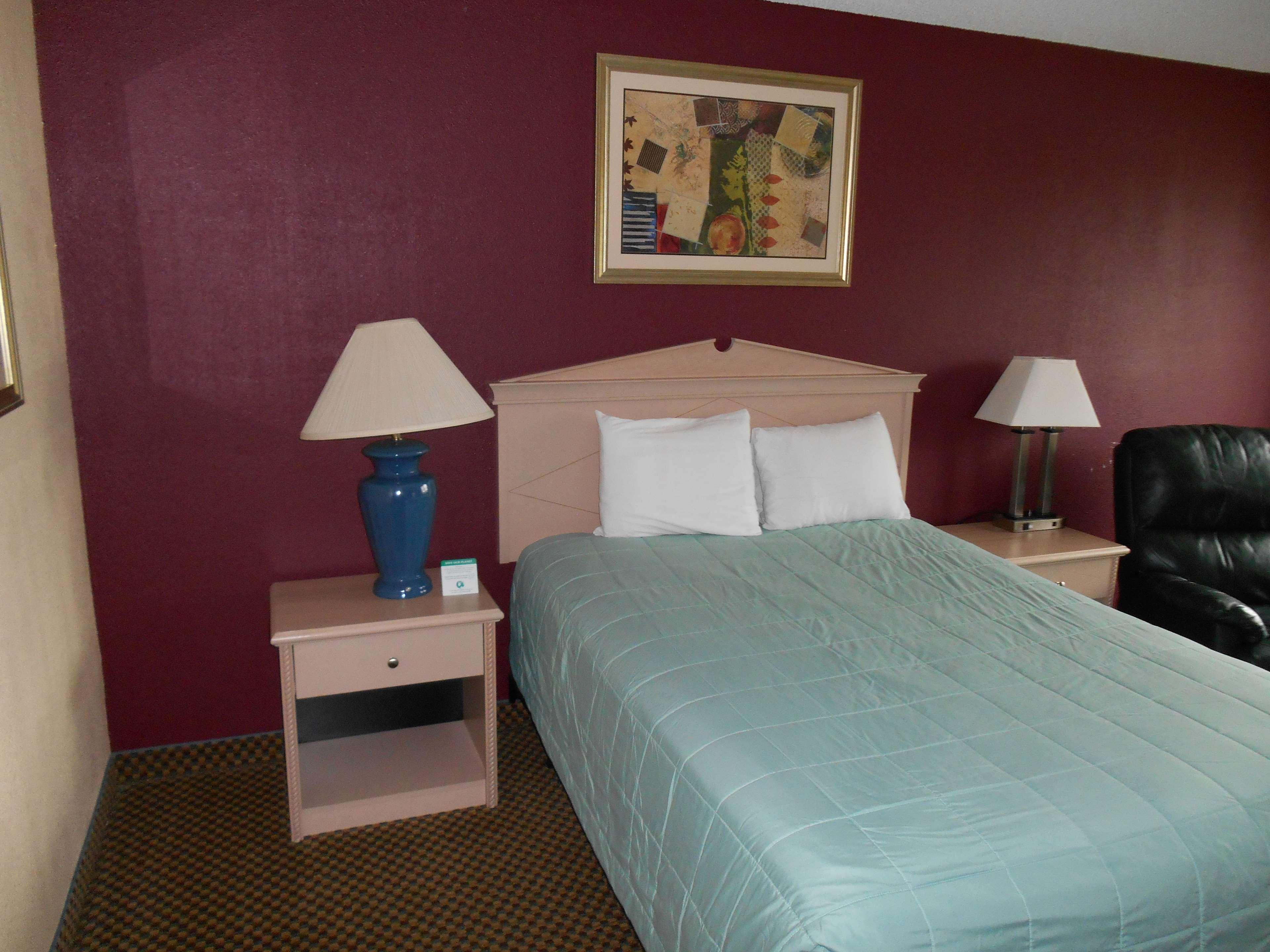 Guesthouse Inn & Suites Eugene/Springfield Ngoại thất bức ảnh