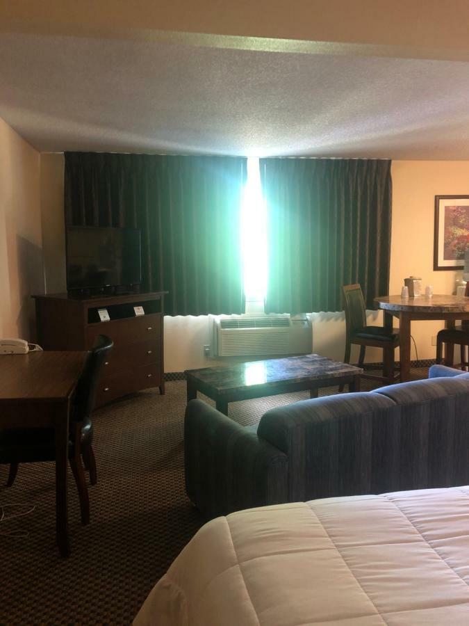 Guesthouse Inn & Suites Eugene/Springfield Ngoại thất bức ảnh