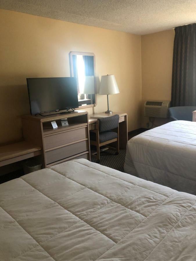 Guesthouse Inn & Suites Eugene/Springfield Ngoại thất bức ảnh