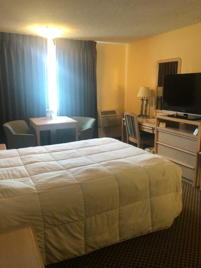 Guesthouse Inn & Suites Eugene/Springfield Ngoại thất bức ảnh