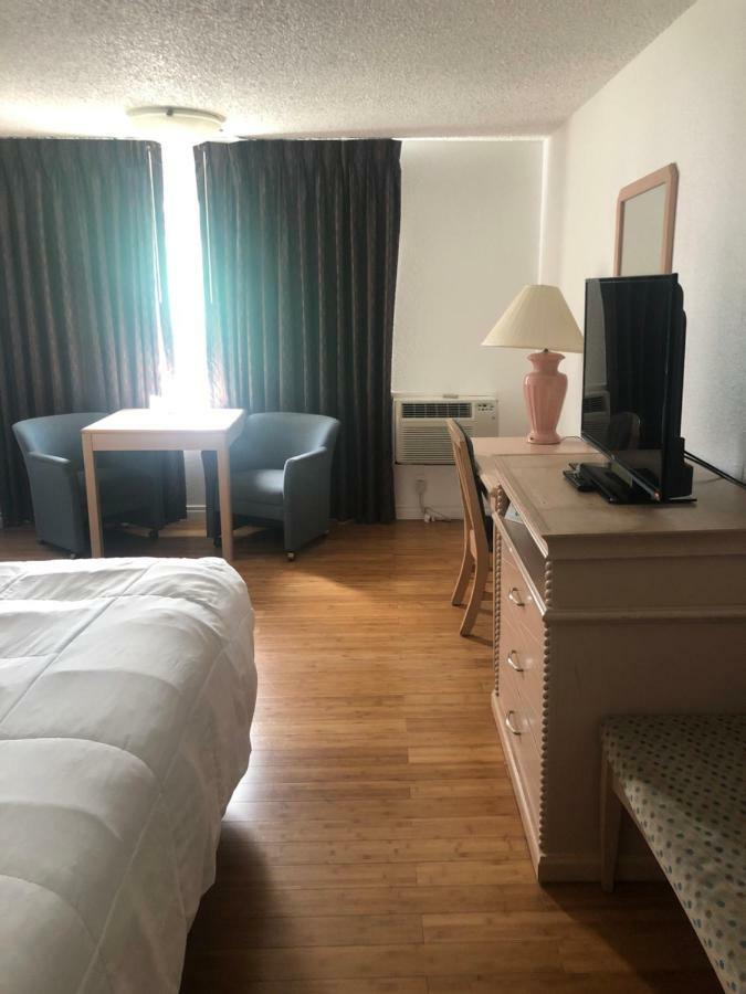 Guesthouse Inn & Suites Eugene/Springfield Ngoại thất bức ảnh